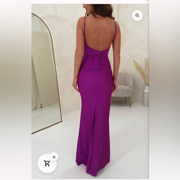 Oh hello purple dress - Picture 2 of 5